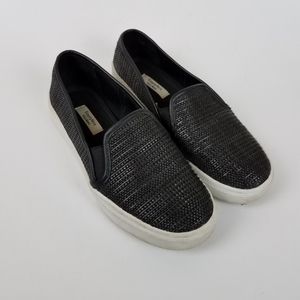 Simply Vera Wang Black Textured Slip On Loafers Sneakers